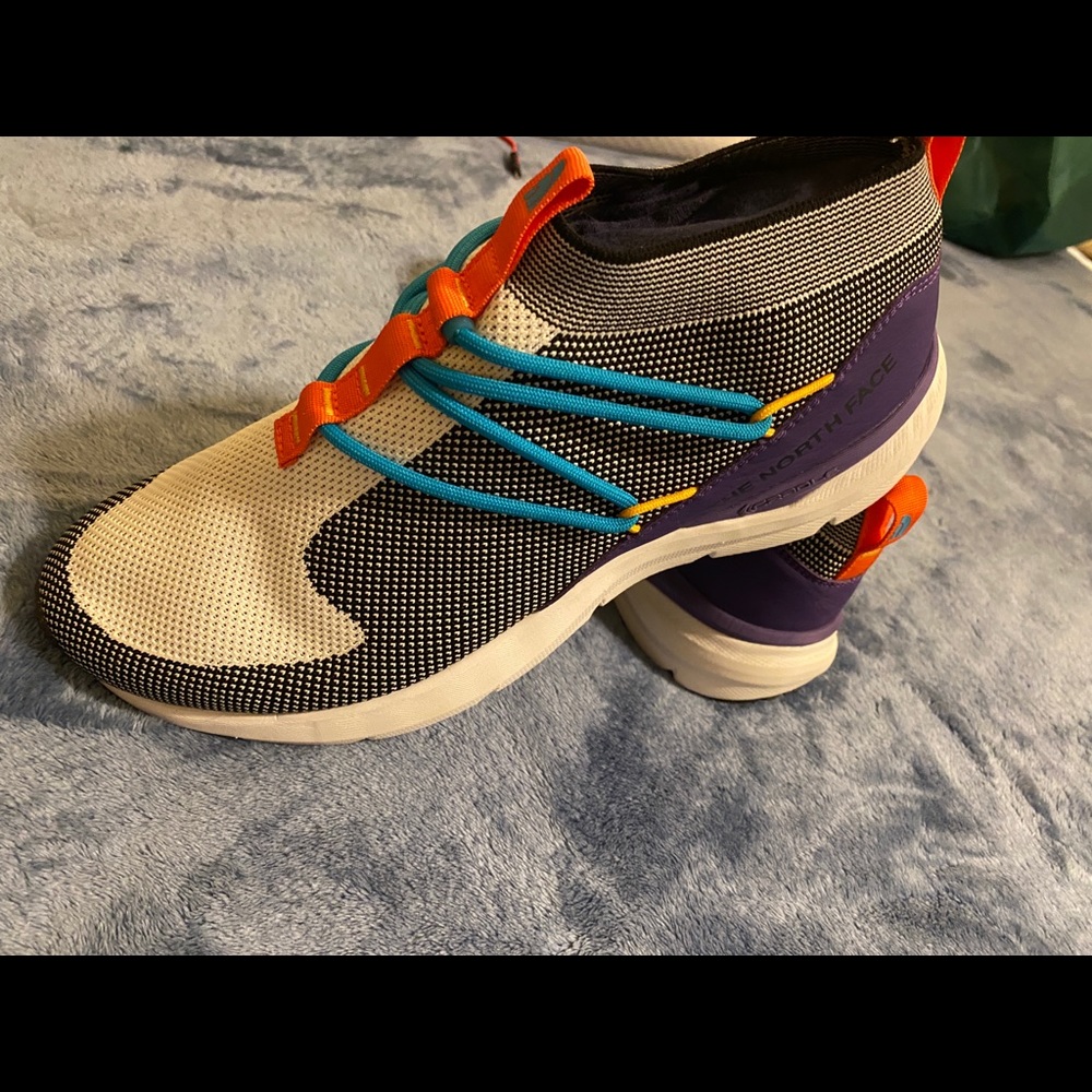 NWOB The North Face Men's Sumida Moc Knit Urban Explore White Black  size 11 US - Picture 10 of 12